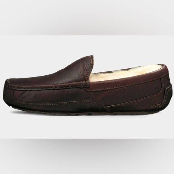UGG MENs ASCOT CTEA LEATHER SLIPPER 7 M - Brand New - Picture 4 of 8